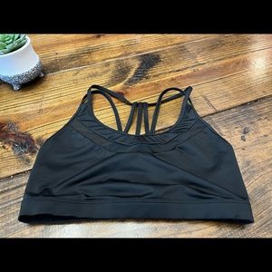 Victoria Secret / PINK workout sports bra size medium.